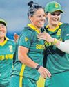 Kapp shines as Proteas Women cruise past Pakistan Kapp shines as Proteas Women cruise past Pakistan65