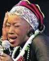 Uhlonishwe nezingwazi esezalala kobandayo11