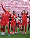 Klopp oppie skouer Klopp oppie skouer