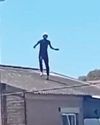 Manenberg se klipgooiers now attack from rooftops as fights in area escalate4