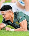 Feinberg-Mngomezulu on Dan Carter talk: ‘I’m nowhere near that level Feinberg-Mngomezulu on Dan Carter talk: ‘I’m nowhere near that level77