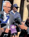 UFiroz Cachalia uthembisa ukujongana nolwaphulomthetho ngaphandle koloyiko nomkhethe UFiroz Cachalia uthembisa ukujongana nolwaphulomthetho ngaphandle koloyiko nomkhethe7