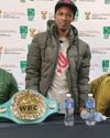 Ucelelwa indlu ebhetele uKuse oyintshatsheli entsha yehlabathi Ucelelwa indlu ebhetele uKuse oyintshatsheli entsha yehlabathi4