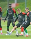 Arsenal must 'stick together' in PSG showdown, says Odegaard Arsenal must 'stick together' in PSG showdown, says Odegaard