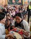 Stranded Thai and Cambodian border evacuees split over Trump mediation17