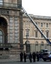 LOUVRE ADMITS SECURITY ISSUES LOUVRE ADMITS SECURITY ISSUES0