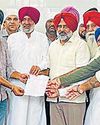 Farmers protest against scheme, get backing from Congress MLAs23
