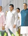 DKS sworn in as Karnataka CM DKS sworn in as Karnataka CM8