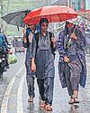 Heavy rain causes acute waterlogging; Ganga, Yamuna swell in 24 hours8