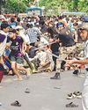 Kolkata protest turns violent, 3 cops injured11