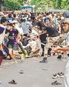 Kolkata protest turns violent, 3 cops injured7