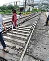 Over 26k people died on rly tracks in 10 yrs: RTI17
