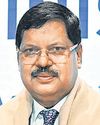 Lawyer tries to hurl shoe at CJI inside SC3