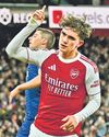 Dowman makes history as Arsenal strike late, City held by West Ham0
