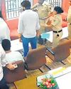 DUSU leader slaps prof: DU forms probe panel DUSU leader slaps prof: DU forms probe panel21