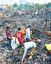 Blaze destroys 500 hutments in Rithala; 30-yr-old man dies11
