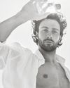 AARON TAYLORJOHNSON - MULTIFACETICO, ELEGANTE Y SIEMPRE SENCILLO10