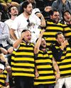 Buzzing Fans Help Alcaraz Into Last 16 Buzzing Fans Help Alcaraz Into Last 1655