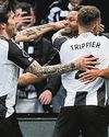 Magpies miss Howe but maul Palace 5-0 Magpies miss Howe but maul Palace 5-0