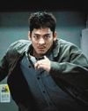 In 96 Minutes, Taiwanese stars Austin Lin and Vivian Sung make their disaster action movie debut by playing a police couple out to stop a train with a bomb onboard67