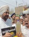 Haryana water-sharing row: As AAP protests outside Punjab BJP chief Sunil Jakhar's residence, Abohar MLA hands out bottles of unclean canal water to them21