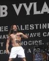 U.K. police reviewing rapper Bobby Vylan’s anti-IDF comments at Glastonbury Festival Indian Chronicle