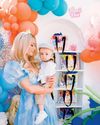 MAKING A SPLASH ON HER LITTLE BOY'S FIRST BIRTHDAY - PARIS HILTON3