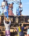 NINE STUDENTS INJURED AS PRIVATE SCHOOL VAN OVERTURNS ON RAILWAY TRACK IN CUDDALORE3