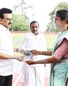 எல்லையில் போர் நிறுத்தத்தை தொடர்ந்து இரு நாட்டு ராணுவ ஜெனரல்கள் ஆலோசனை எல்லையில் போர் நிறுத்தத்தை தொடர்ந்து இரு நாட்டு ராணுவ ஜெனரல்கள் ஆலோசனை
