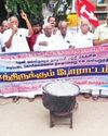 தேனி நகரில் அடிப்படை வசதி செய்து தரக்கோரி சமையல் பாத்திரங்களுடன் மார்க்சிஸ்ட் கம்யூனிஸ்டு கட்சியினர் காத்திருப்பு போராட்டம்37