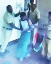காவல் நிலையத்தில் விசாரணை கைதியை தாக்கிய போலீசார்20
