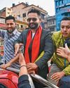 सियासत के 'बागी' को ताज0