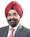 Standard Chartered Sri Lanka hosts PD Singh, CEO for India & South Asia16