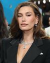 Side parts are officially in: How to wear the trend now Side parts are officially in: How to wear the trend now30