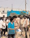 పొన్నీటిపాలెంలో తీవ్ర ఉద్రిక్తత