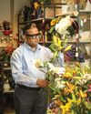 FROM FLORAL EXCELLENCE TO GIFTING EMPIRE How Entrepreneurs Can Profit from FNP's Franchise Opportunity