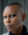33½ minutes with...Skin4