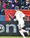 Man United beat Viktoria Plzen 2-1 in Europa league