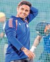 Abhishek health scare worry for hosts27