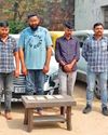 Bizman visits FB friend, loses Rs 20L5