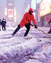 Two-foot snow fall leaves millions stranded in US Two-foot snow fall leaves millions stranded in US40