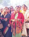 Rekha inaugurates DA Lifestyle Christmas Carnival13