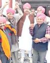 Bhalla slams Centre over price rise, LPG shortage13