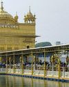 Army denies deploying guns at Golden Temple17
