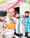 Guru Nanak Taxi Service holds chabeel on Pipli Road Guru Nanak Taxi Service holds chabeel on Pipli Road