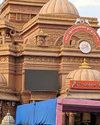 વસંત પંચમીએ કષ્ટભંજનદેવને સેવંતીના ફુલોનો શણગાર । મથુરામાં બનેલા વાઘા દાદાને પહેરાવાયા વસંત પંચમીએ કષ્ટભંજનદેવને સેવંતીના ફુલોનો શણગાર । મથુરામાં બનેલા વાઘા દાદાને પહેરાવાયા21