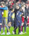 Offside calls frustrate Farke despite Leeds' win over Boro Offside calls frustrate Farke despite Leeds' win over Boro21