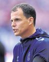 Le Bris says half-time 'tweaks' made the difference against the Hammers26