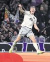 Seagulls eye up high-flying ex Leeds defender Seagulls eye up high-flying ex Leeds defender46