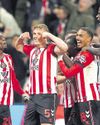 Ballard's special moment helps Sunderland make their point27